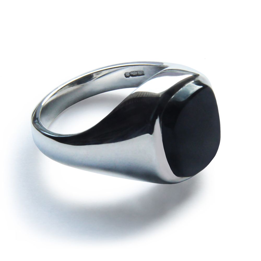 925 Sterling Silver Onyx Set Cushion Signet Ring 14 x 12mm
